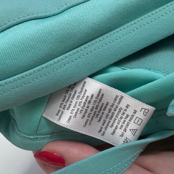 Alo tank top - Picture 5 of 5